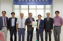 Đoàn đại biểu Trường Đại học Khoa học Tự nhiên thăm và trao đổi về hợp tác đào tạo lĩnh vực Công nghệ bán dẫn với Đại học Giao Thông Dương Minh, Đài Loan, Trung Quốc