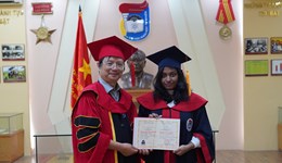 Cô gái Sri Lanka và tấm bằng tốt nghiệp loại Giỏi ở ngôi trường đại học hàng đầu về Khoa học tự nhiên của Việt Nam