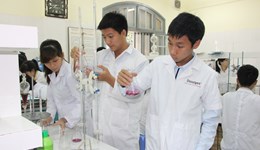 Sự khác nhau giữa các chương trình đào tạo và cơ hội việc làm của nhóm ngành Hóa học
