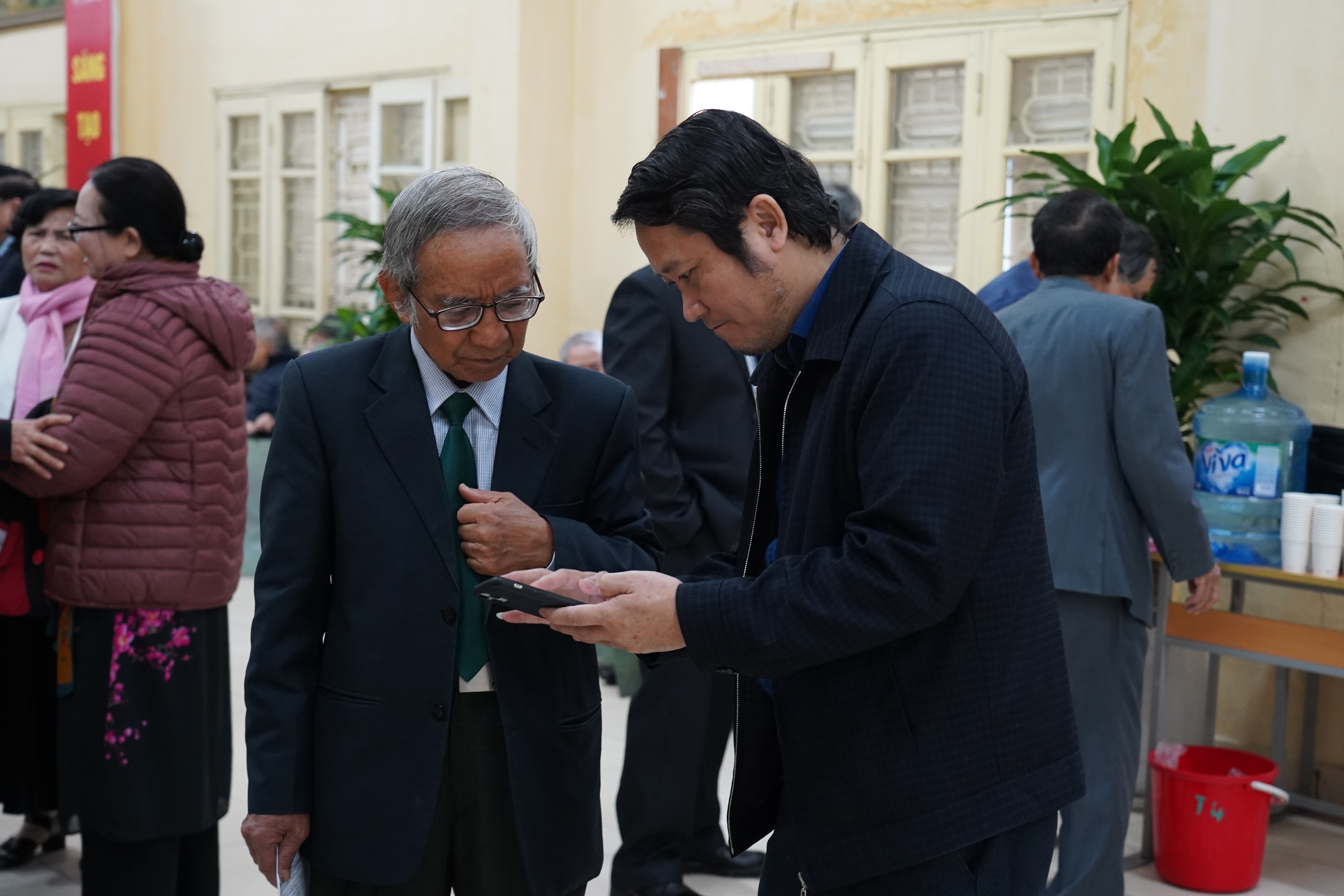 Trường Đại học khoa học tự nhiên tổ chức gặp mặt cựu giáo chức nhân dịp Tết Nguyên Đán Quý Mão 2023